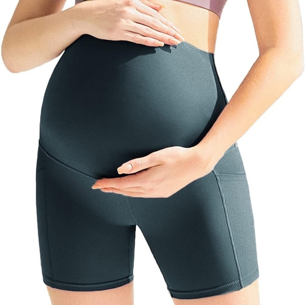Maacie high waisted maternity yoga shorts 2X